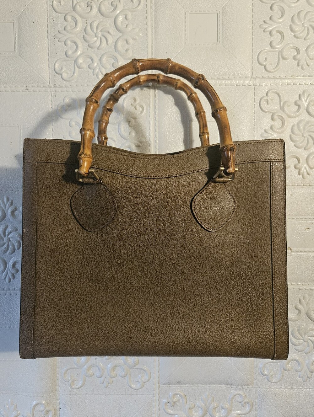 Gucci Original Diana Bamboo Design Khaki Leather Large Authentic Bag Vintage